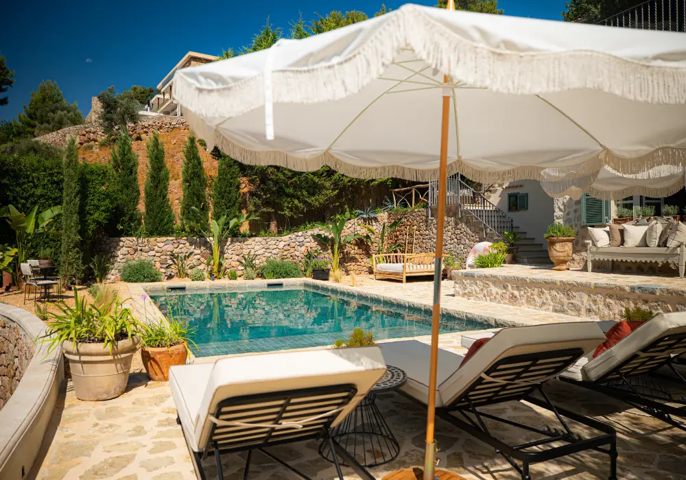 Pool einer Villa auf Mallorca